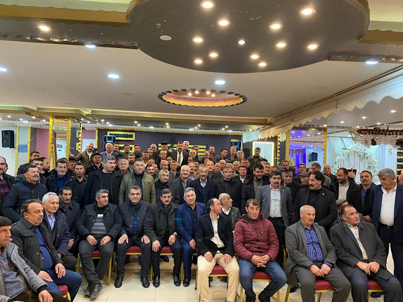 Başkan Çelik Van Erciş’de muhtarlar ve yetiştiricilerle buluştu 