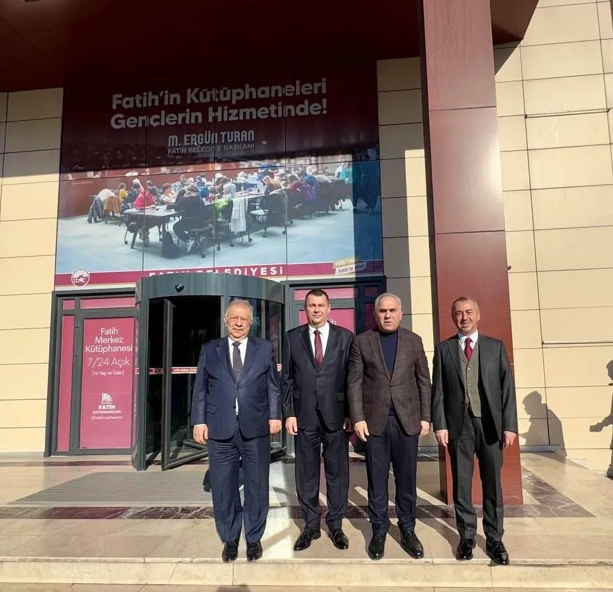 Macar Diplomatlardan Başkan Ergün