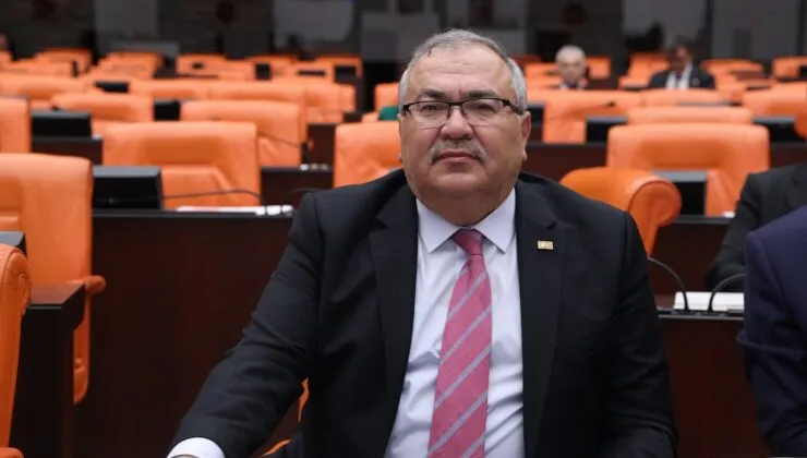 ADÜ’deki kişiye özel kadro ilanını Meclis gündemine taşıdı