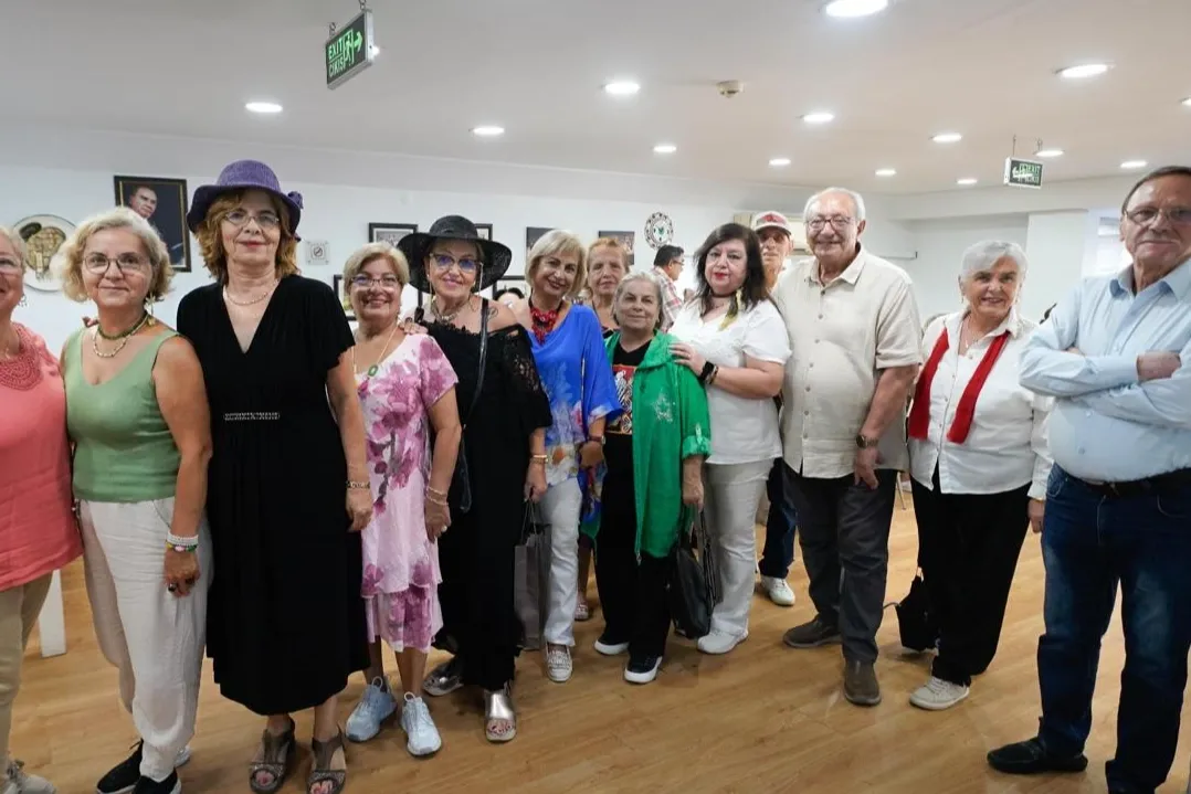 İzmir Büyükşehir’den ileri yaşlılara destek