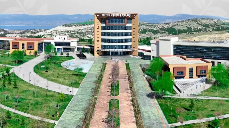 Makü’de taciz iddiasıyla görevden uzaklaştırıldı