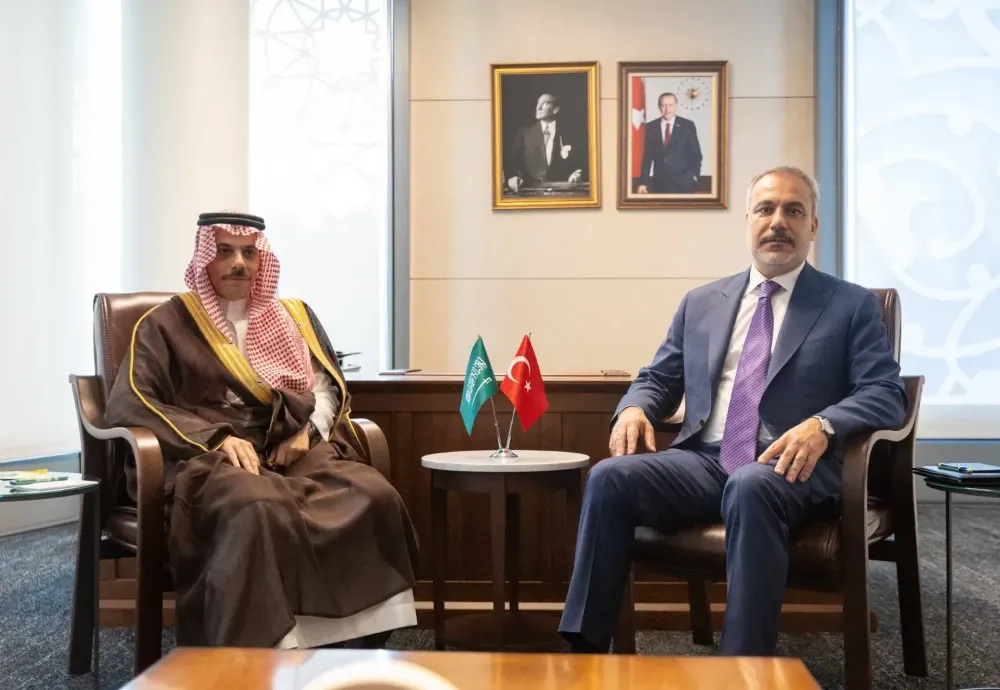 Türkiye dışişleri bakanı Suudi Arabistan’da konferansta