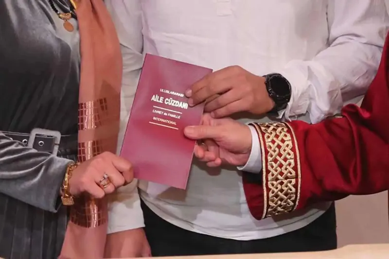 Evlilik kredisi başvuruları başladı: Genç çiftlere 250 bin liraya kadar destek