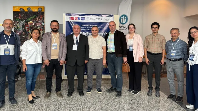 Gençler dezenformasyona karşı ‘Doğru Bilgi, Güvenli Gelecek için Gençlik Katılım Zirvesi’nde buluştu 