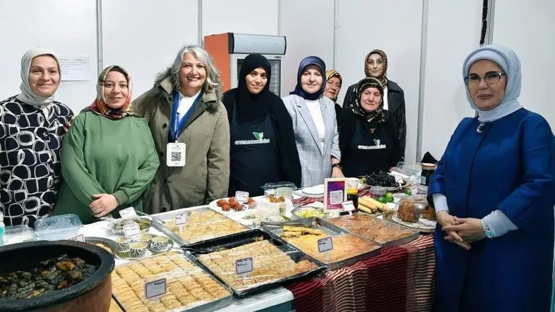 Emine Erdoğan, Rize Gastronomi Günleri’nde kadın üreticilerle buluştu