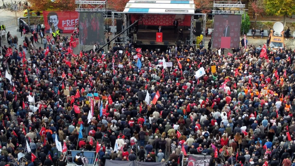 Özgür Özel Brüksel’deki ‘Millet İradesine Sahip Çıkıyor’ mitinginde konuştu