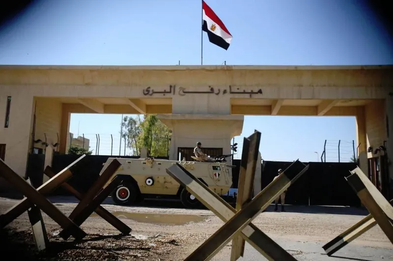 İşgalciler ateşkesi ihlal ediyor, Refah Kapısı’nın açılmasını engelliyor