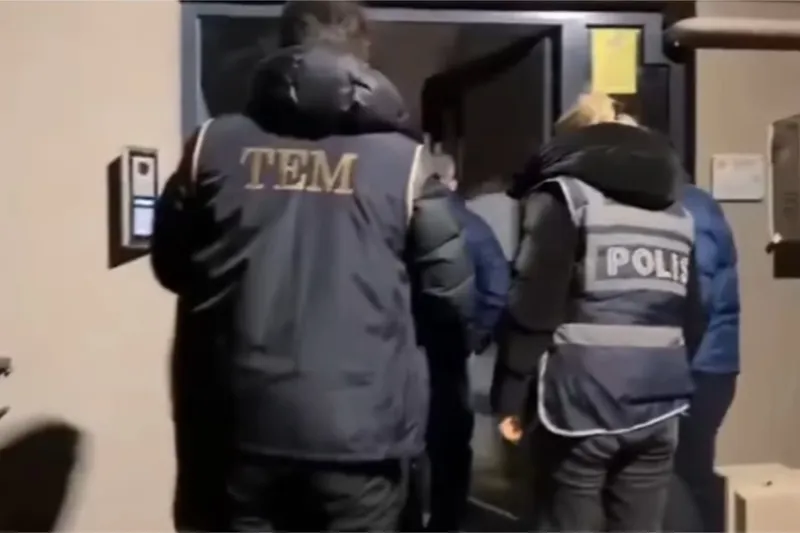 Bursa merkezli DAİŞ’e yönelik operasyon: 10 gözaltı