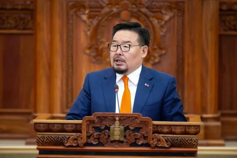 Moğolistan’da siyasi kriz derinleşiyor