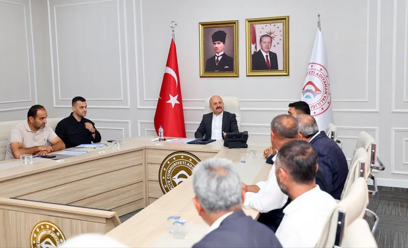 Vali Osman Varol, köylerdeki ihtiyaçları görüşmek için toplantı yaptı 