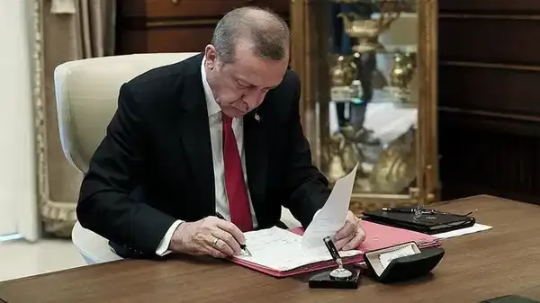 Liselerde Zorunlu Eğitim Süresi Kısalabilir: Erdoğan’ın Onayı Bekleniyor