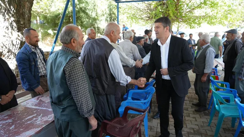 Örenli’de hizmetin lokması paylaşıldı: Muhtar Hüseyin Kara’dan Başkan Tutdere’ye teşekkür 