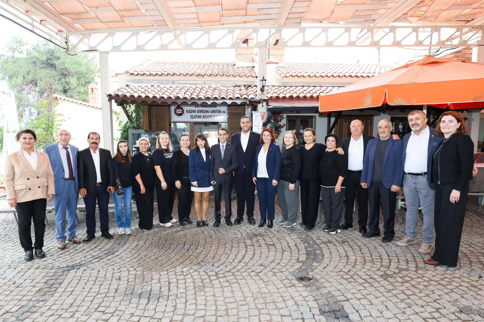 İzmir Narlıdere’de Muhtarlar Günü kutlandı