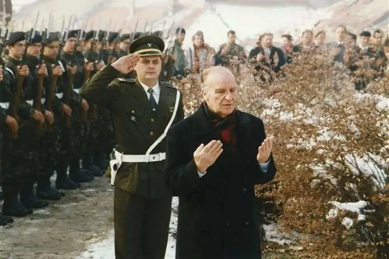 Bilge Kral Aliya, vefatının 22. yılında saygı ve minnetle anılıyor