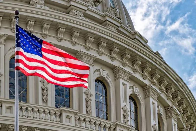 Beyaz Saray, binlerce kamu çalışanının işte çıkarılacağını doğruladı