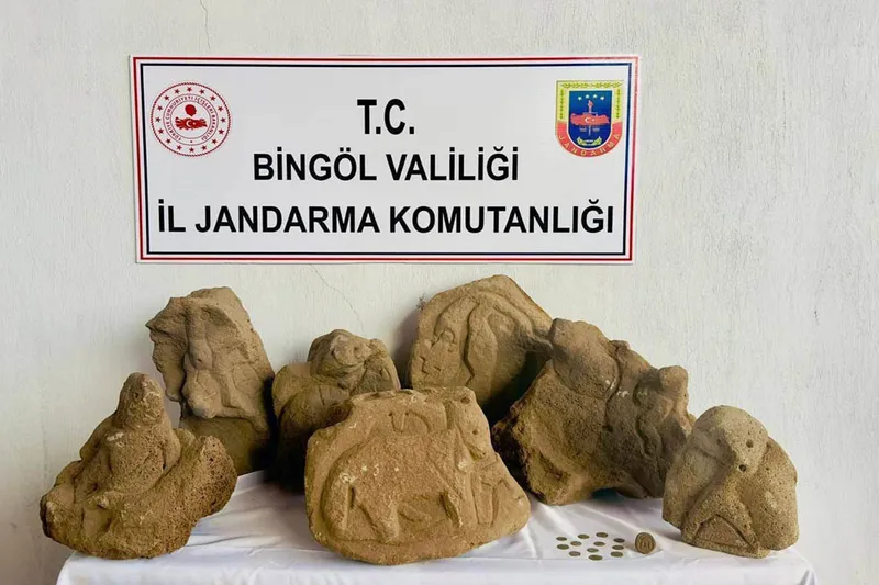 Bingöl’de tarihi eserler ele geçirildi