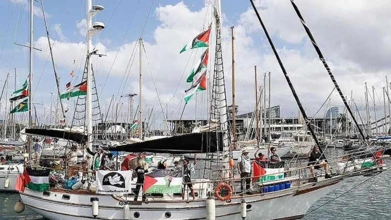 İsrail, Küresel Sumud Filosu’na saldırdı: Abluka delindi, 37’si Türk 222 aktivist alıkonuldu