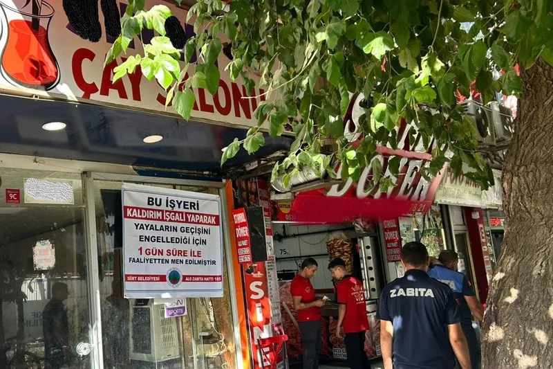 Siirt’te kaldırım işgali yapan işletmelere geçici kapatma cezası