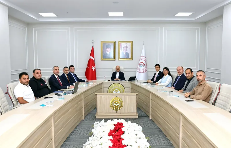 Adıyaman’da Vali Yardımcıları Değerlendirme Toplantısı gerçekleştirildi 