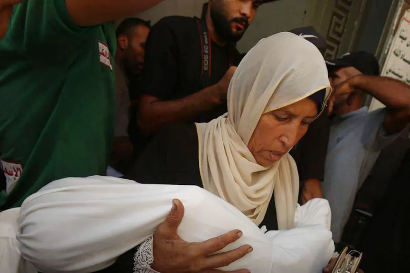 Ateşkese rağmen katliam: Siyonist rejim 44 Filistinliyi şehit etti