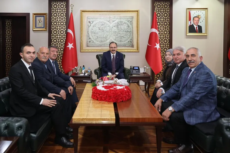 Siirt’te 19 Ekim Muhtarlar Günü, düzenlenen tören ve ziyaretlerle kutlandı