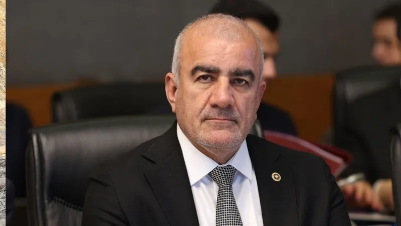 Milletvekili Özhan’dan ‘Dünya Gazeteciler Günü’ mesajı: ‘Basın, demokrasinin vazgeçilmez unsurlarından biridir’ 