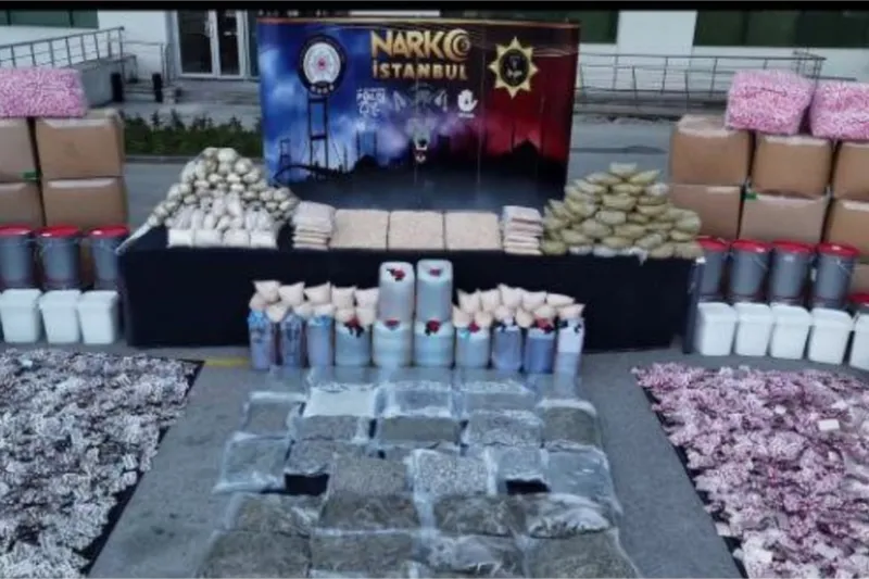 İstanbul’da 433 kilo uyuşturucu ve 4 milyon hap ele geçirildi
