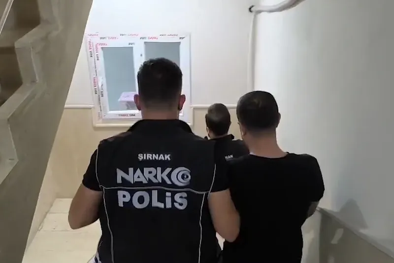 Şırnak merkezli narkotik operasyonunda 14 gözaltı