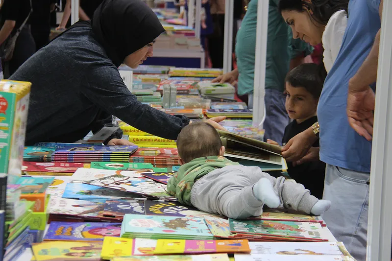 Diyarbakır Kitap Fuarı’na yoğun ilgi: Okuma alışkanlığı artmalı