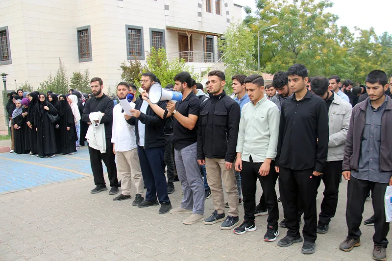 Dicle Üniversitesi öğrencilerinden tesettüre hakarete tepki