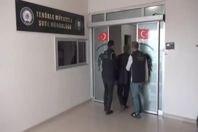 Bingöl’de FETÖ üyeliğinden aranan 3 şahıs yakalandı