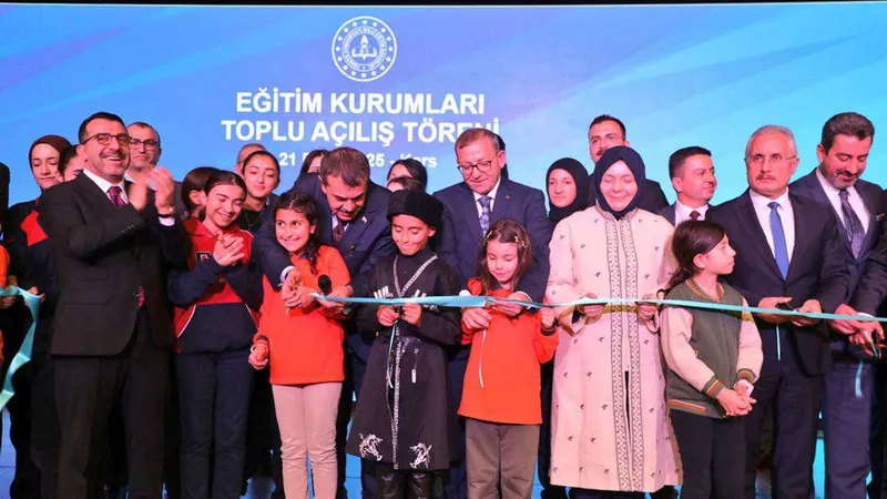 Kars’ta eğitim kurumları toplu açılış töreni gerçekleştirildi