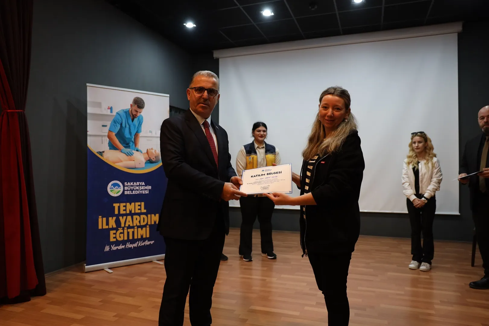 Sakarya temel ilk yardım eğitimleriyle bilinçlendiriyor