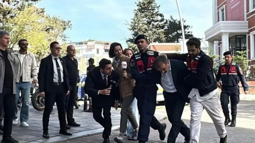 Yenidoğan Çetesi Duruşması Başladı: Savcıyı Tehdit Edenler Hakim Karşısında