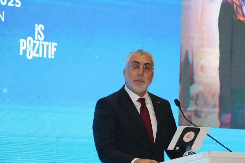 Bakan Işıkhan: 81 bin 279 engelli kadına 