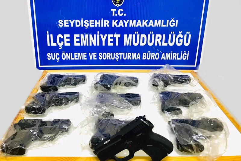 Konya’da kaçak silah operasyonu: 4 kişi yakalandı