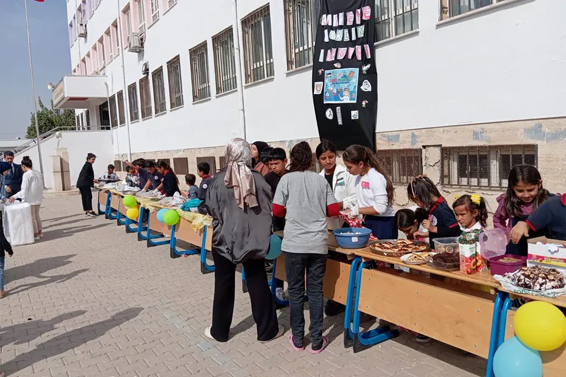 Şanlıurfa’da öğrencilerden Gazze’ye destek kermesi