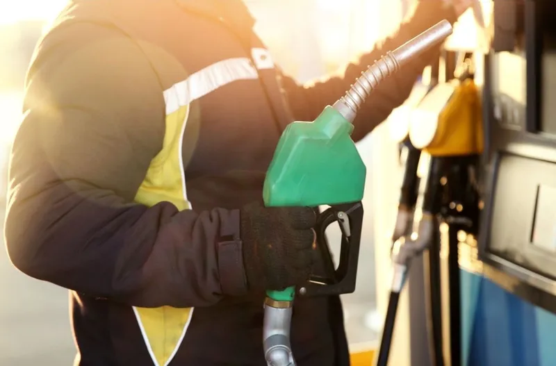 Motorin fiyatları gece yarısı değişti  