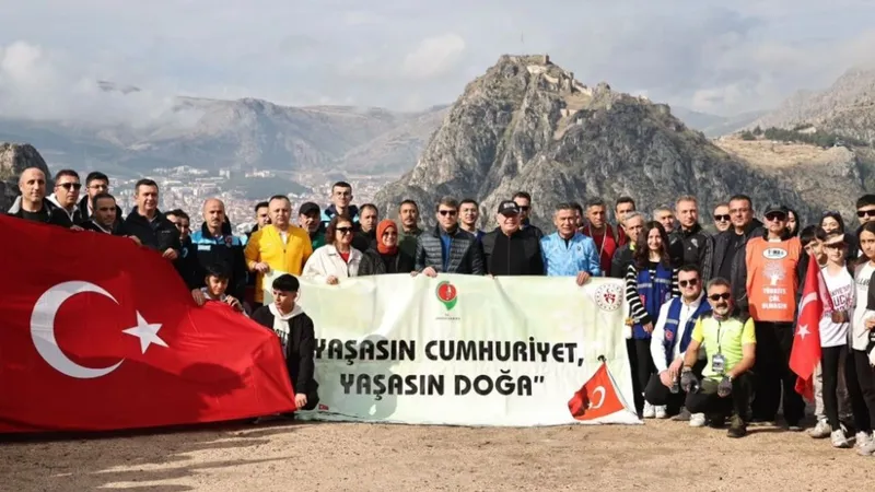 Amasya’da Cumhuriyetin 102’nci yılı doğayla kutlandı