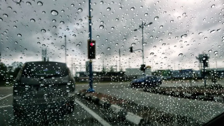 İstanbul Hafta Sonu Sağanak Yağışa Hazırlanıyor