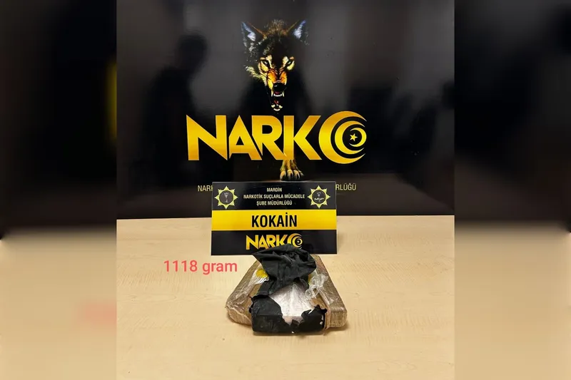 Mardin’de durdurulan araçta 1 kilogram kokain ele geçirildi