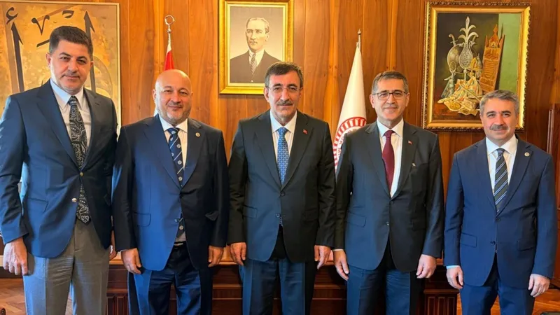 Adıyaman’a yatırımlarda yeni adımlar: Milletvekilleri Yılmaz ve Şenel ile görüştü 