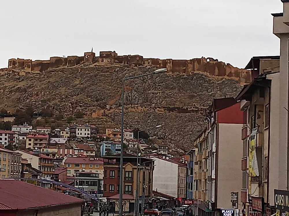 Trabzon’un gölgesinde kalmış bir şehir…(3)