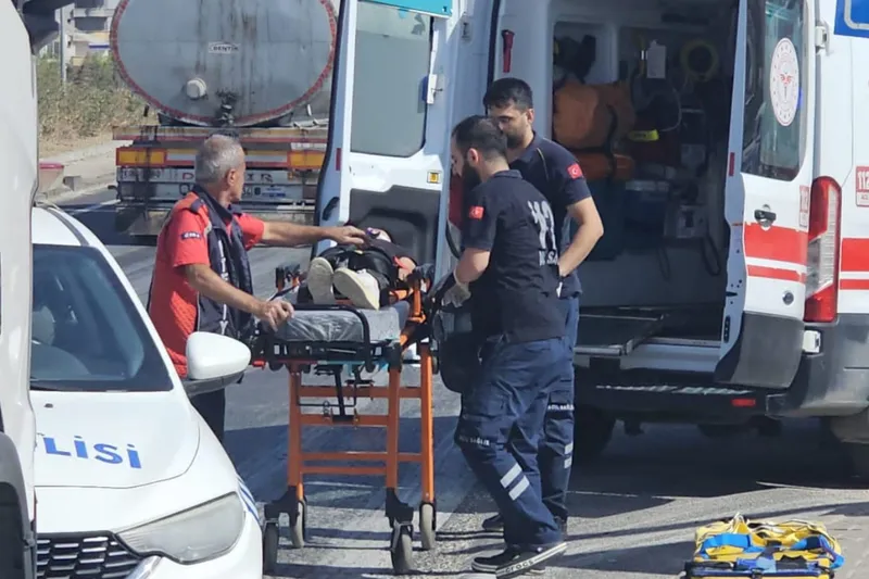 Mardin’de tır ile kamyonet çarpıştı: 3 yaralı