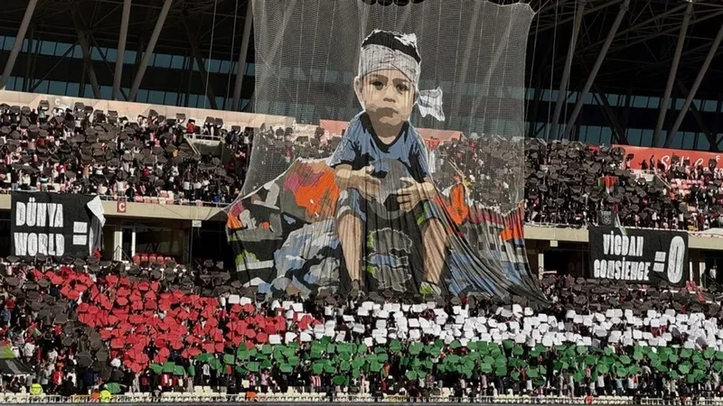 Sivasspor taraftarlarından Gazze