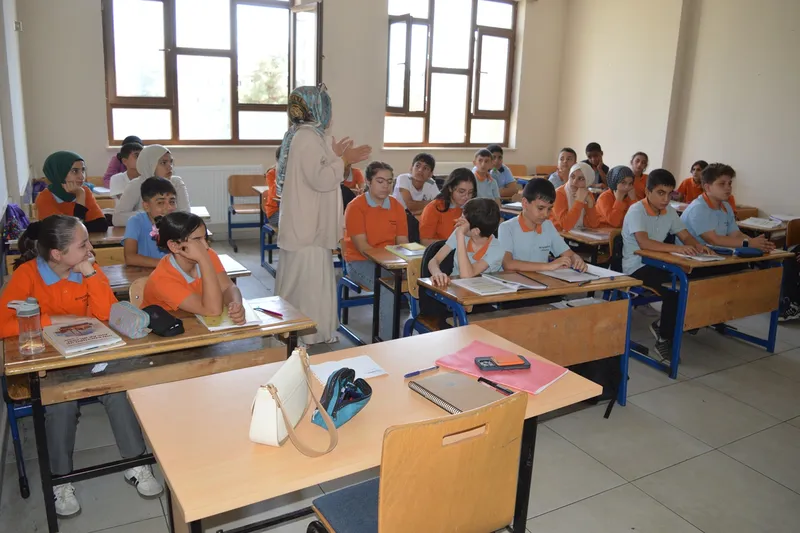 Aksa Tufanı’nın ikinci yıl dönümünde Siirtli öğrencilerden duygulandıran etkinlik