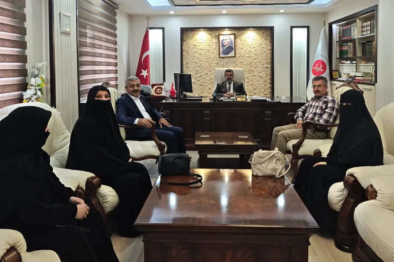 HÜDA PAR Batman İl Başkanı Şahin: Devlet camilere bütçe ayırmalı