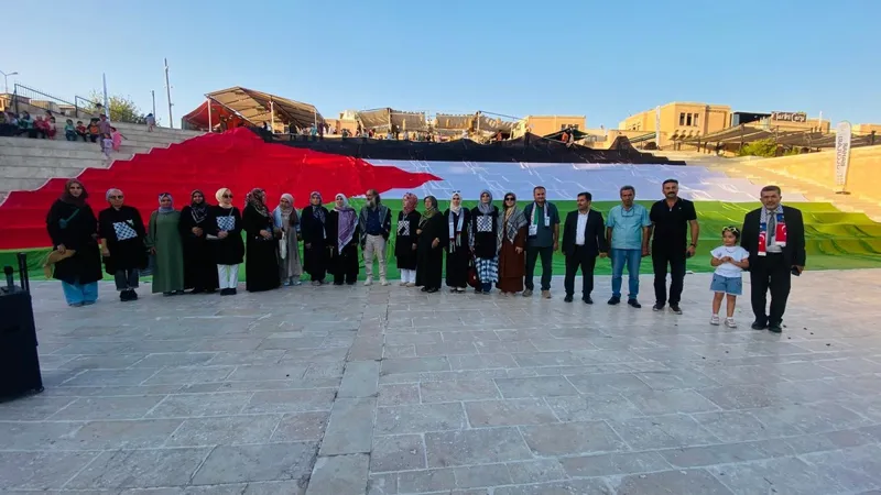 104 sanatçı Gazze için tuval başında: “Zulmü Fırçala” Çalıştayı Şanlıurfa’da gerçekleşti  - Videolu Haber