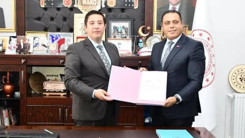 Kars’ta “Sanata Teşvik ve Sanatla Yaşam Programı” protokolü imzalandı