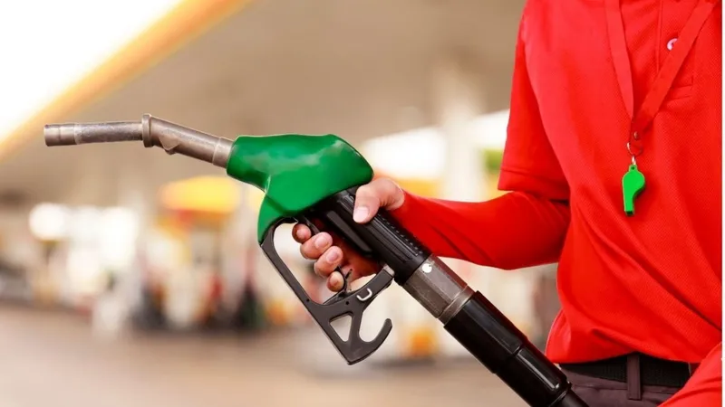 Adıyaman’da akaryakıta indirim geliyor: Benzin ve motorinde fiyat düşüşü bekleniyor 